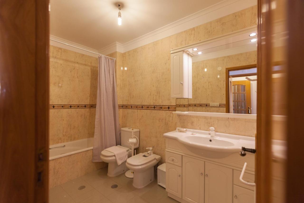 Flh Parede Family Flat With Balcony Extérieur photo